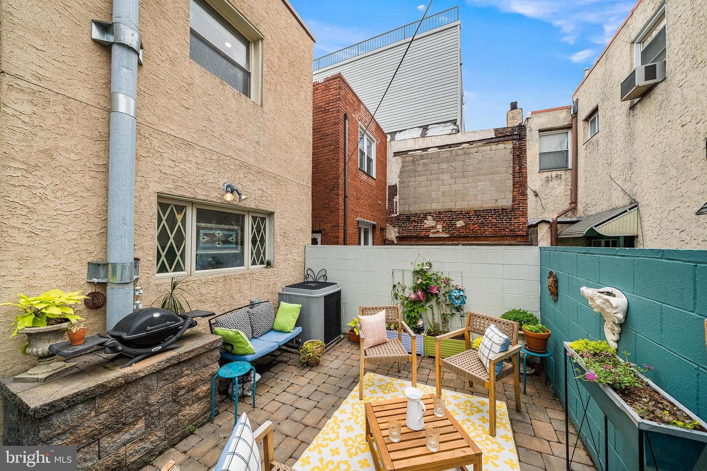 1139 Tasker Street photo 16