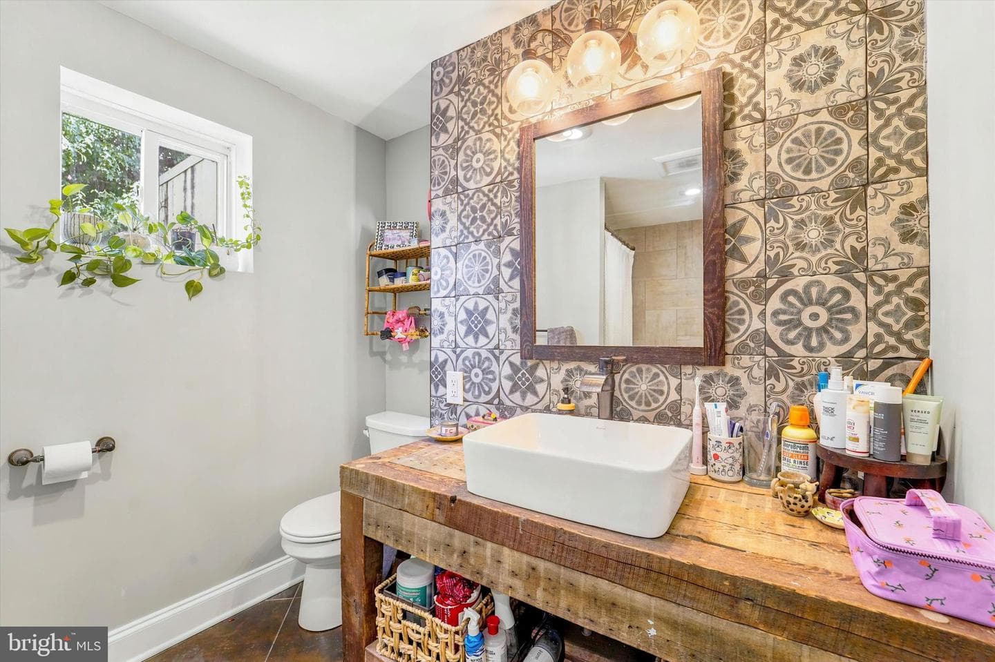 1443 E Oxford Street photo 13