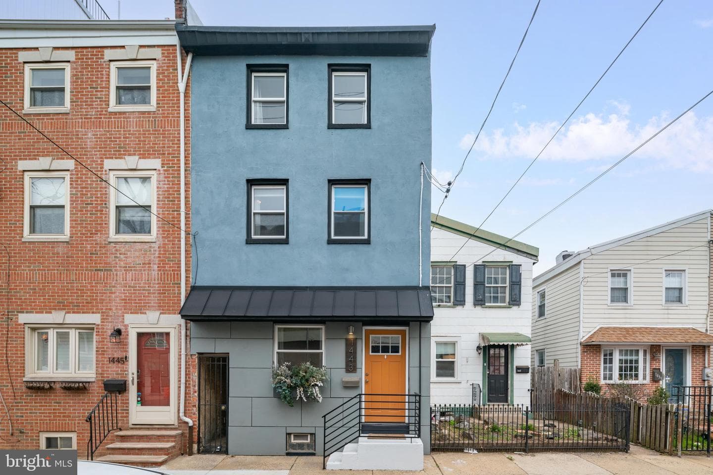 1443 E Oxford Street photo 22