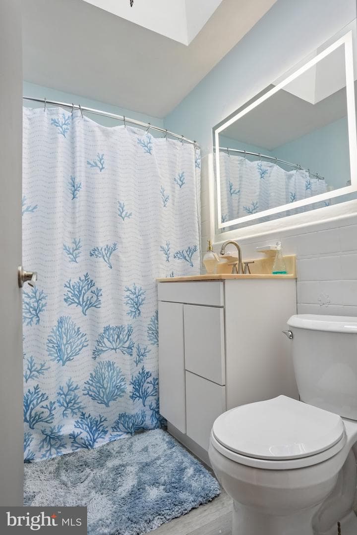 7242 Algard photo 21