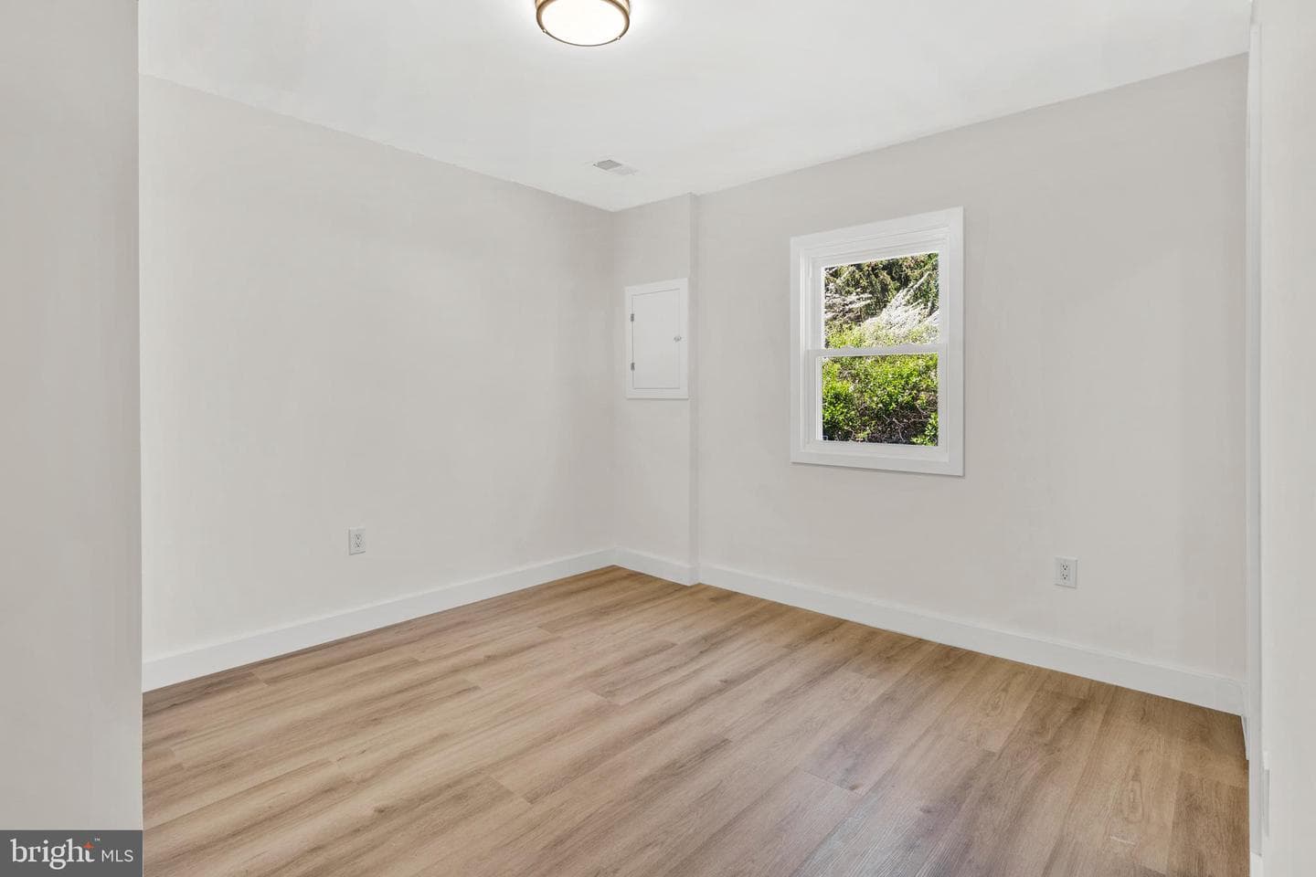 9348 Annapolis Road photo 15