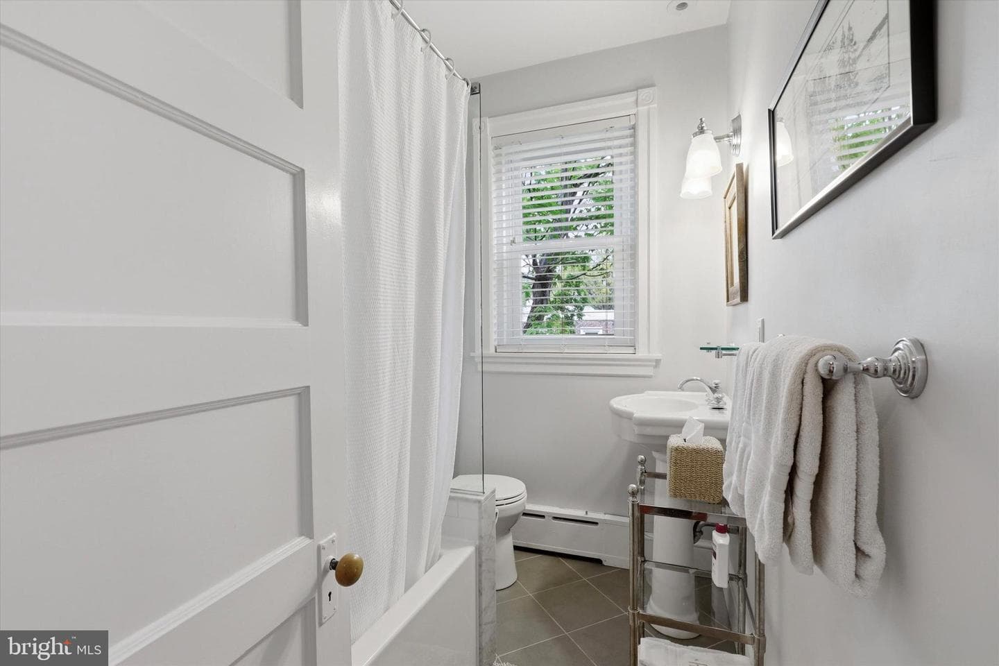 39 E Abington Avenue photo 15