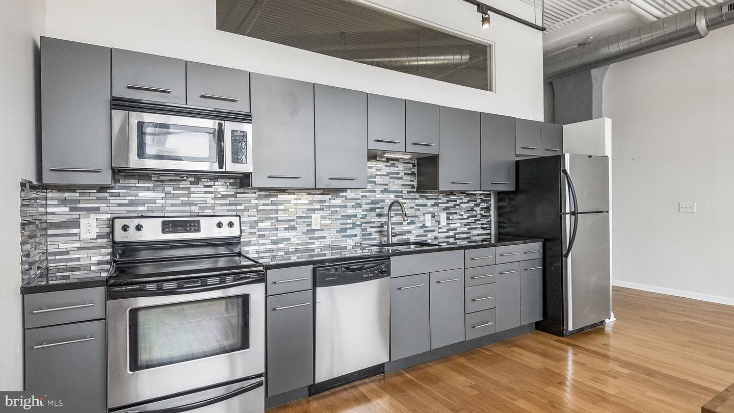 2200 Arch Street #711 photo 12