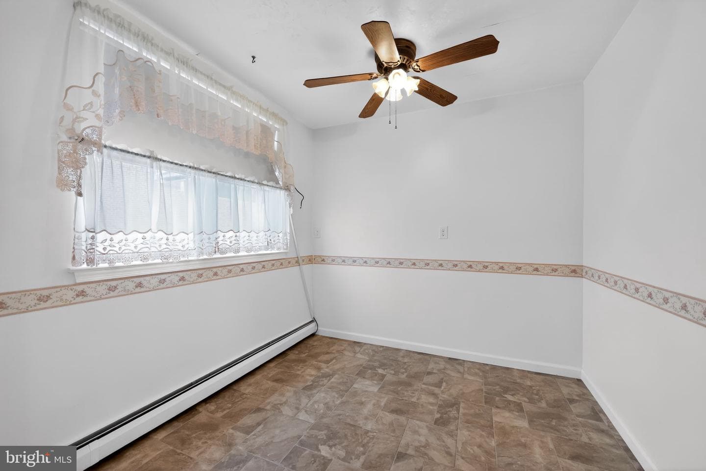 3817 Fairdale Road photo 16