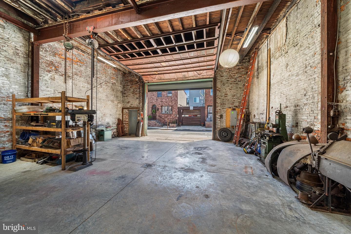 519-21 Emily Street photo 20