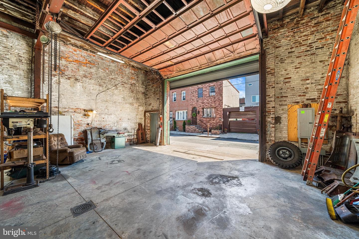 519-21 Emily Street photo 21
