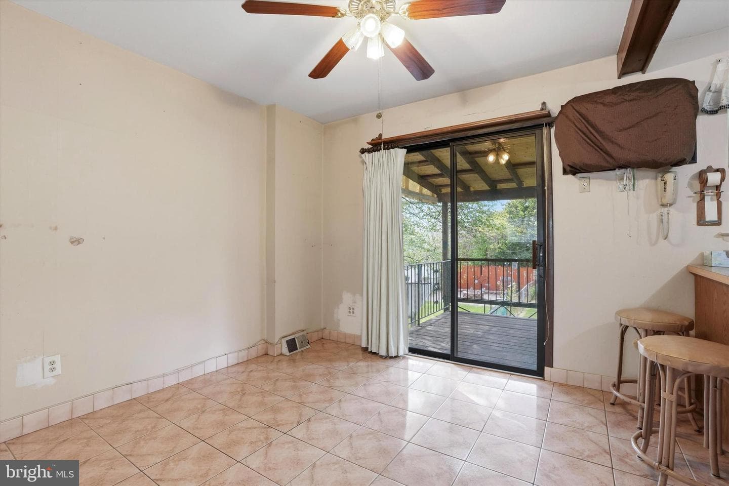 12248 Sweet Briar Road photo 10