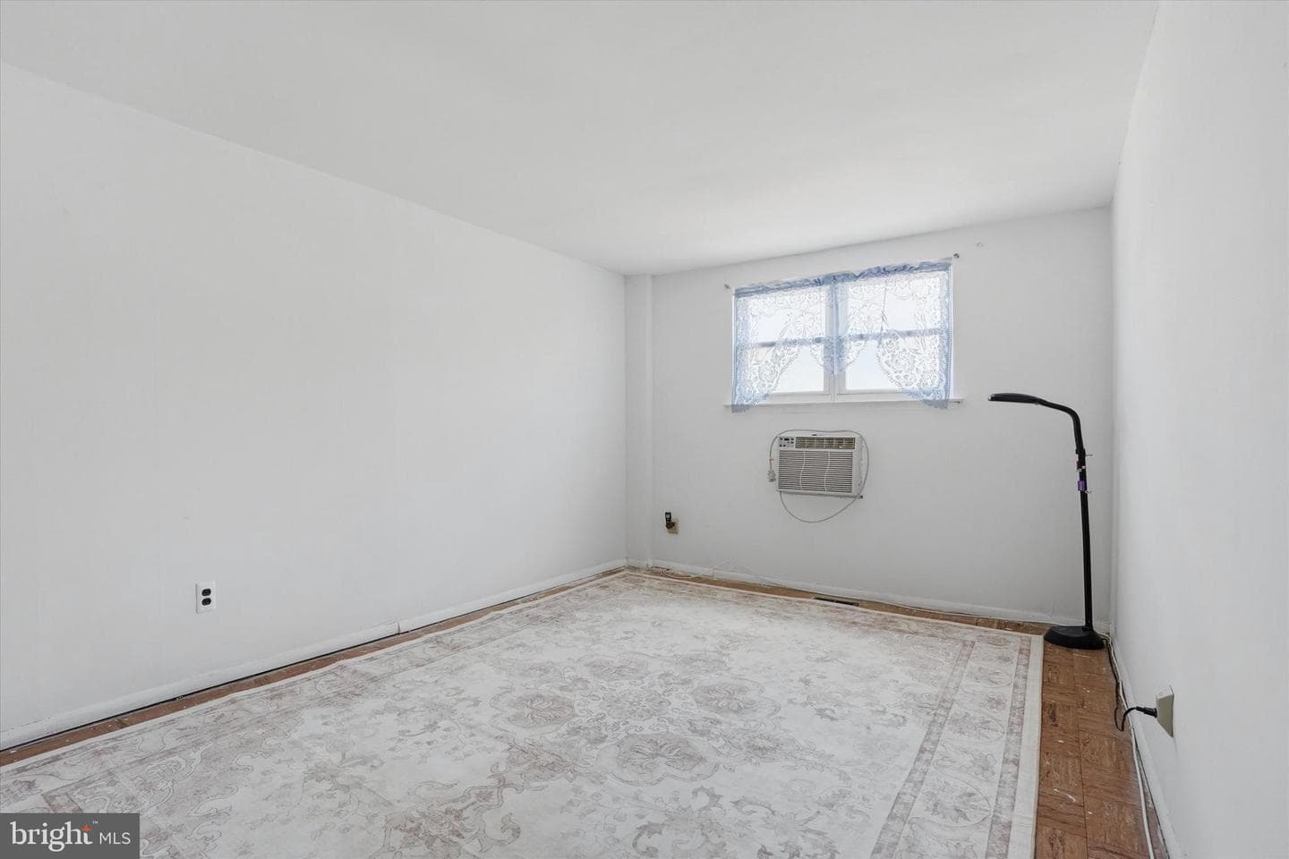12248 Sweet Briar Road photo 15