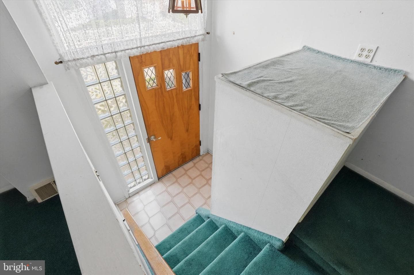 12248 Sweet Briar Road photo 7