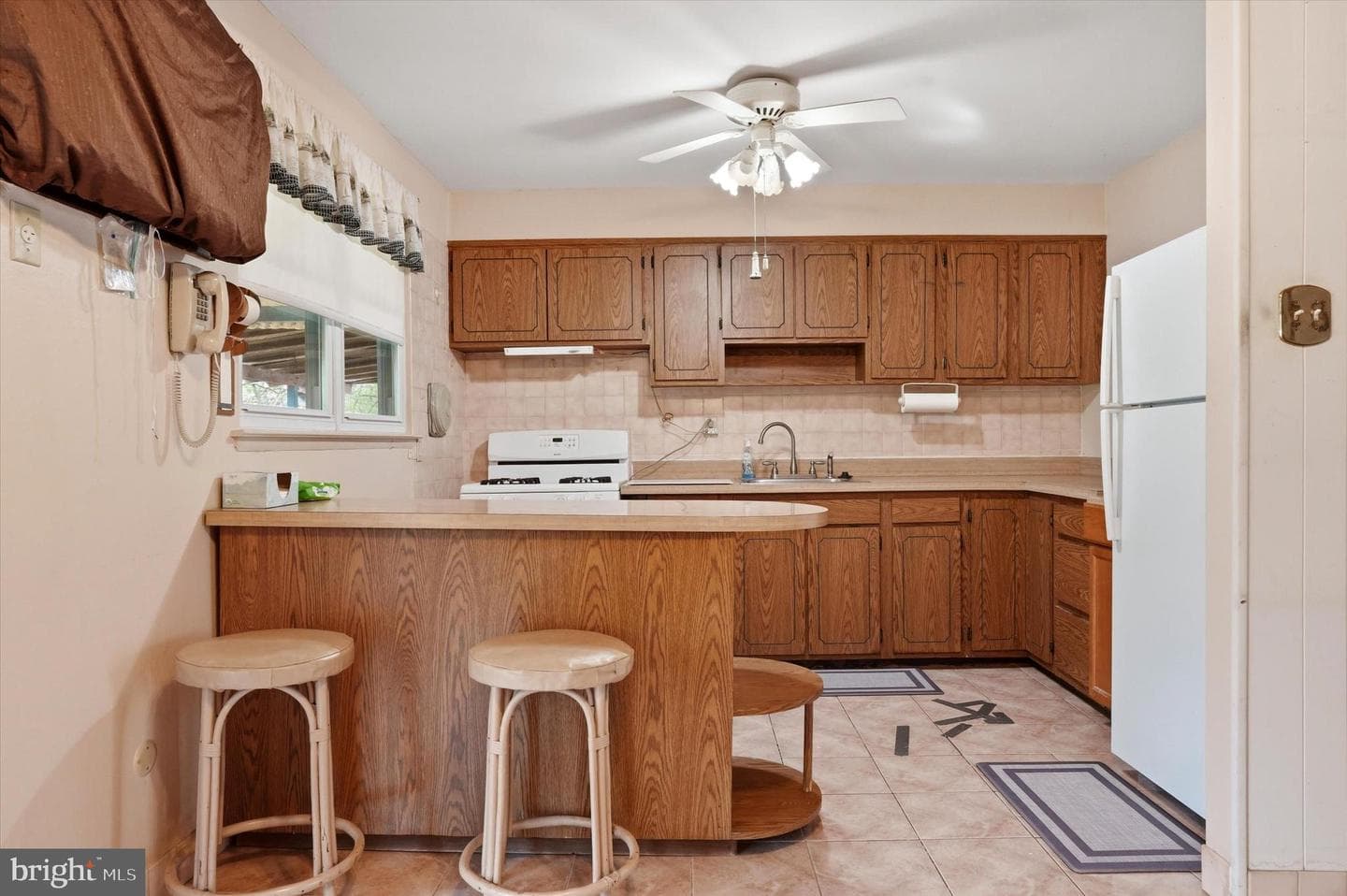 12248 Sweet Briar Road photo 9