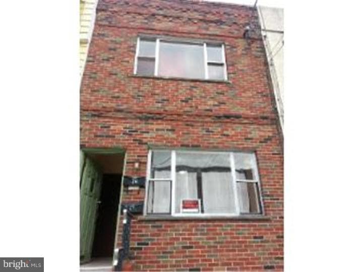 739 W Porter Street photo 2