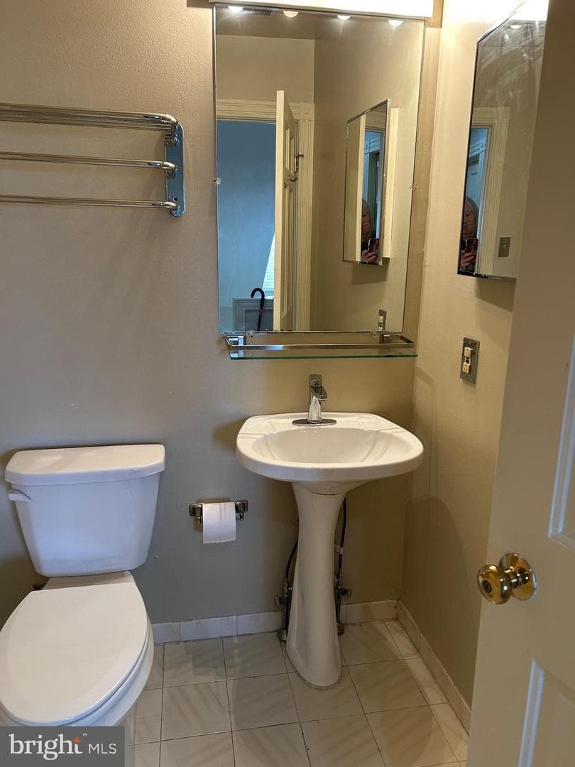 918-920 Spruce Street #11 photo 12