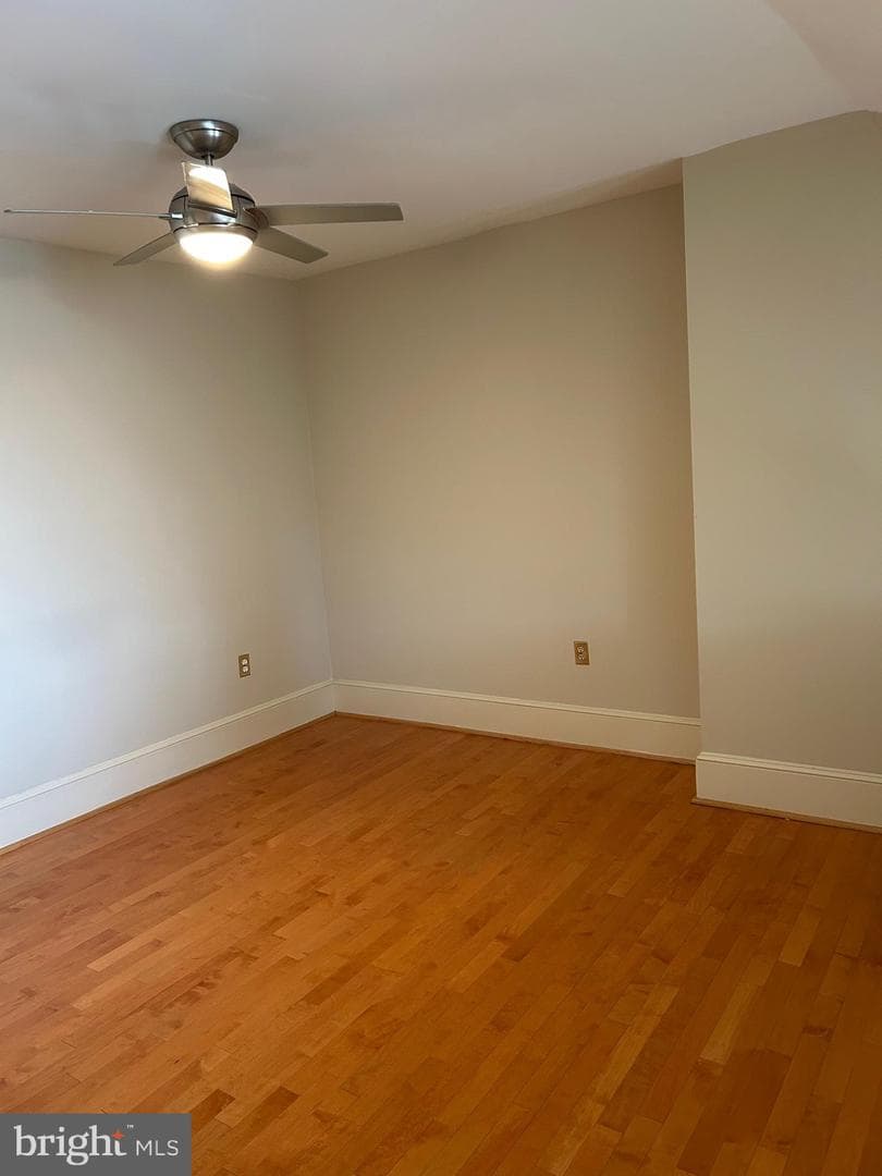 918-920 Spruce Street #11 photo 9