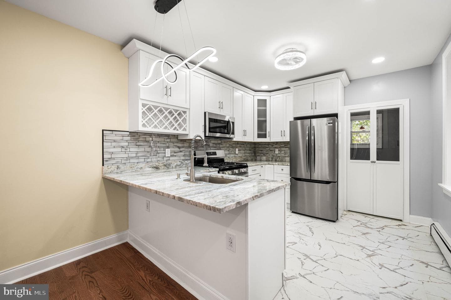 4841 D Street photo 2