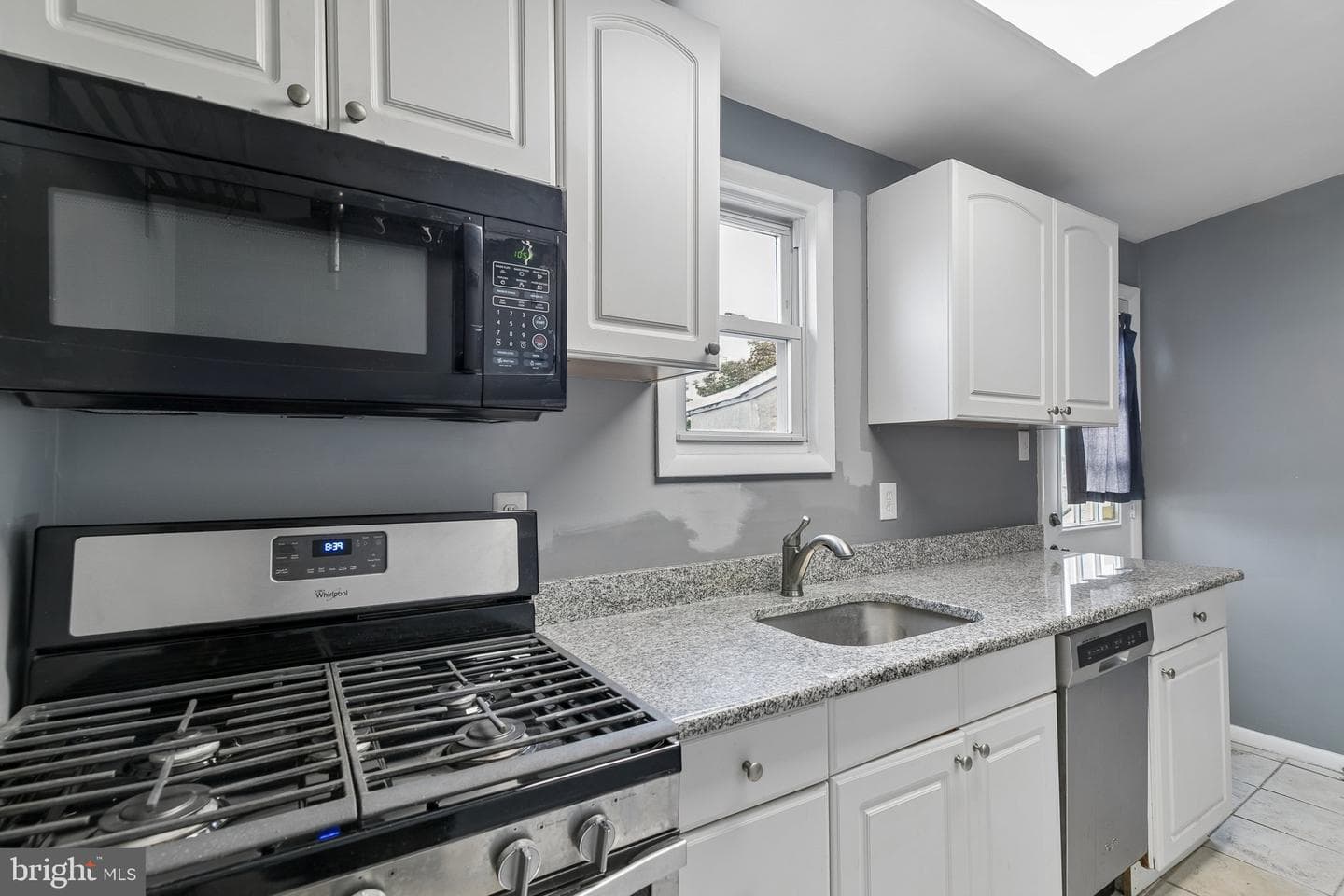 4648 Mansion Street photo 18