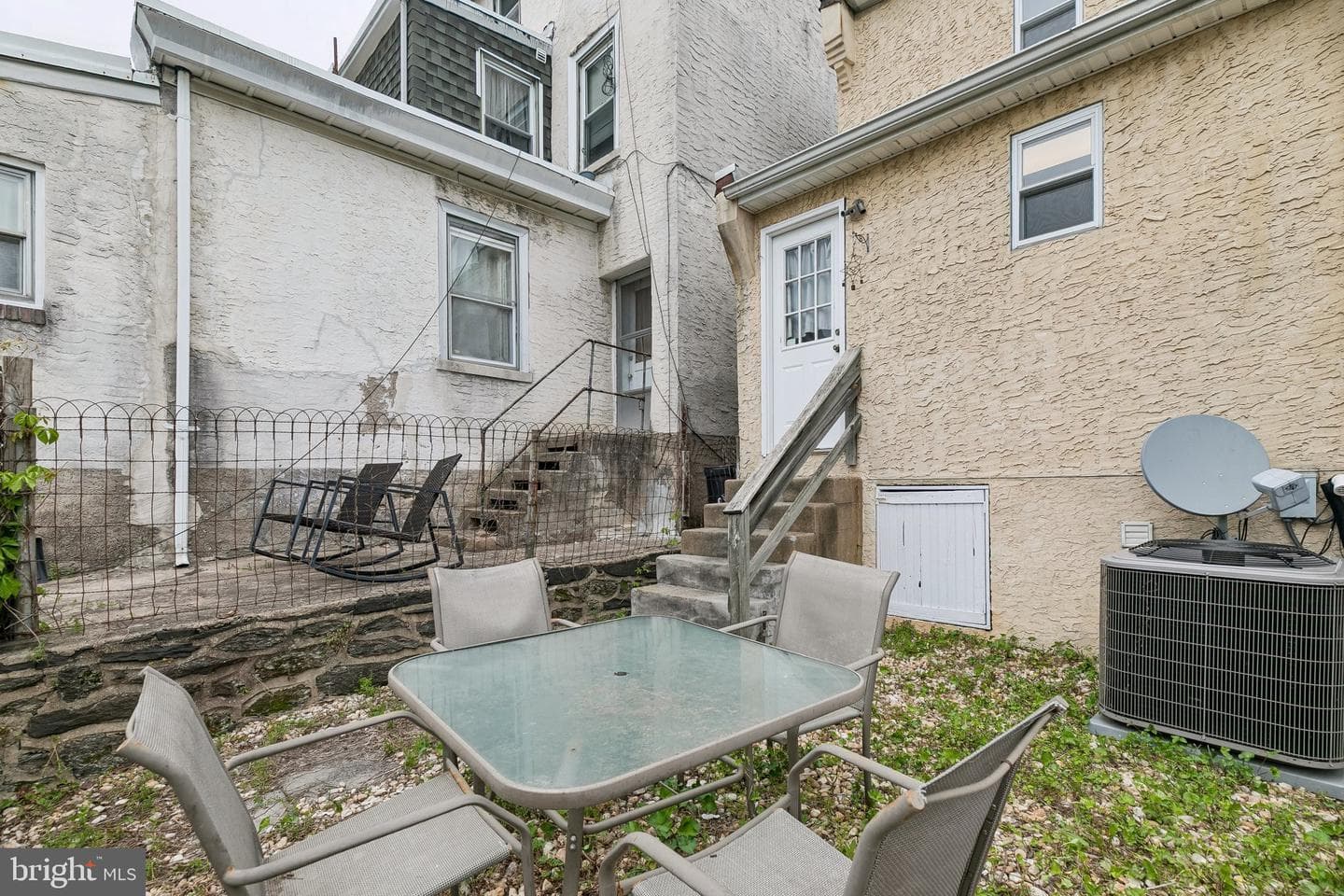 4648 Mansion Street photo 20