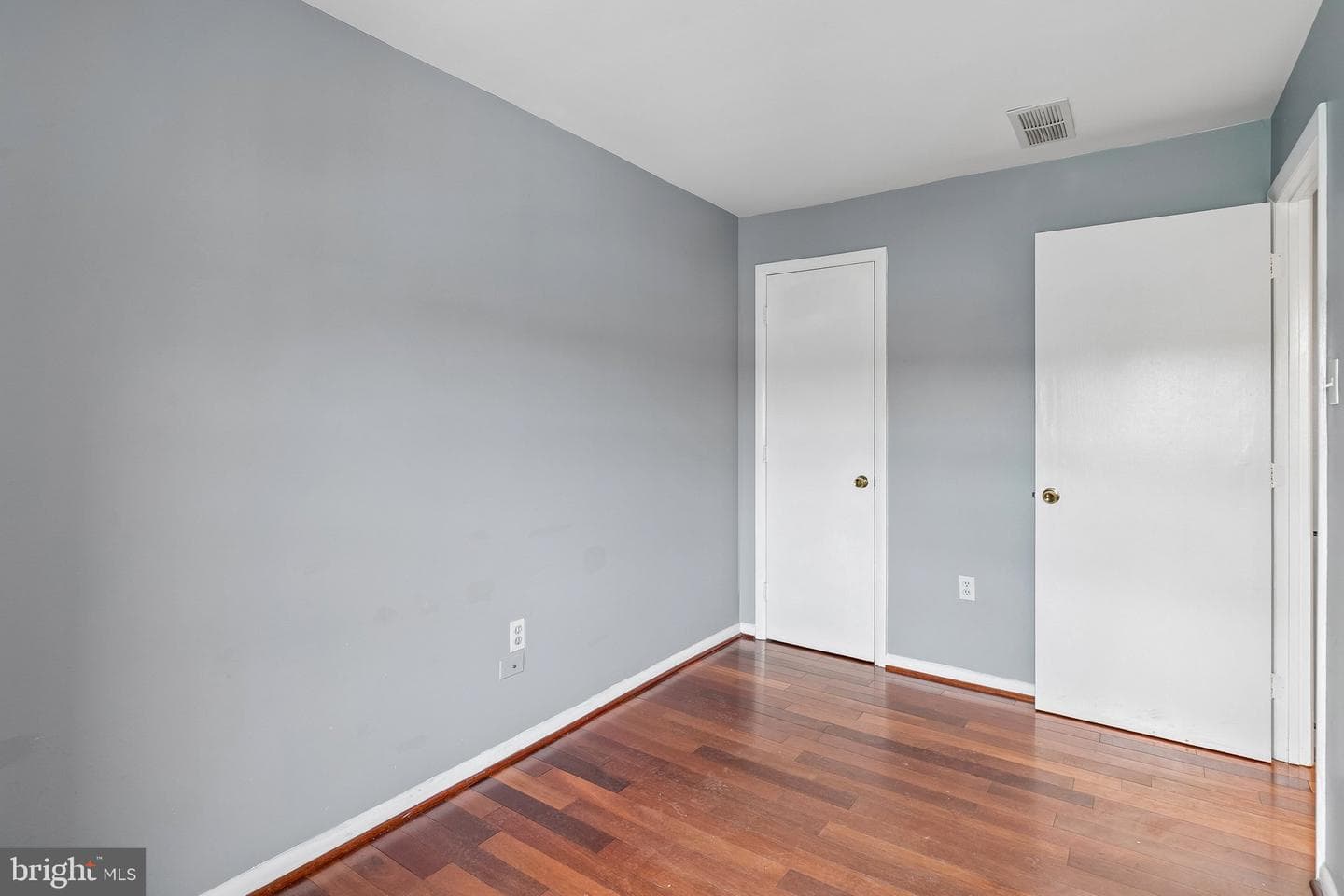 4648 Mansion Street photo 33