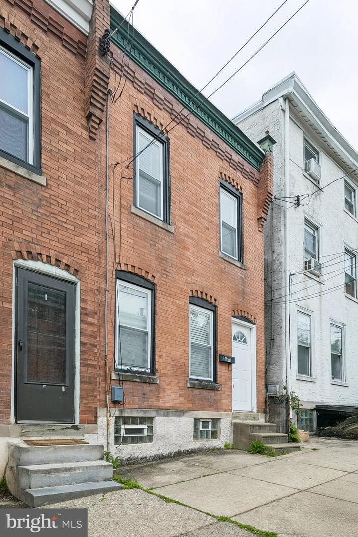4648 Mansion Street photo 5