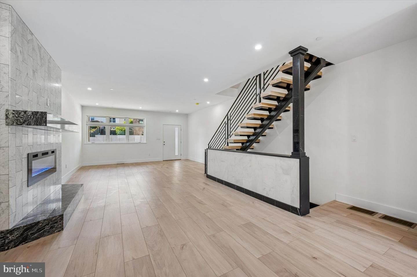 6995-7 Pechin Street photo 20