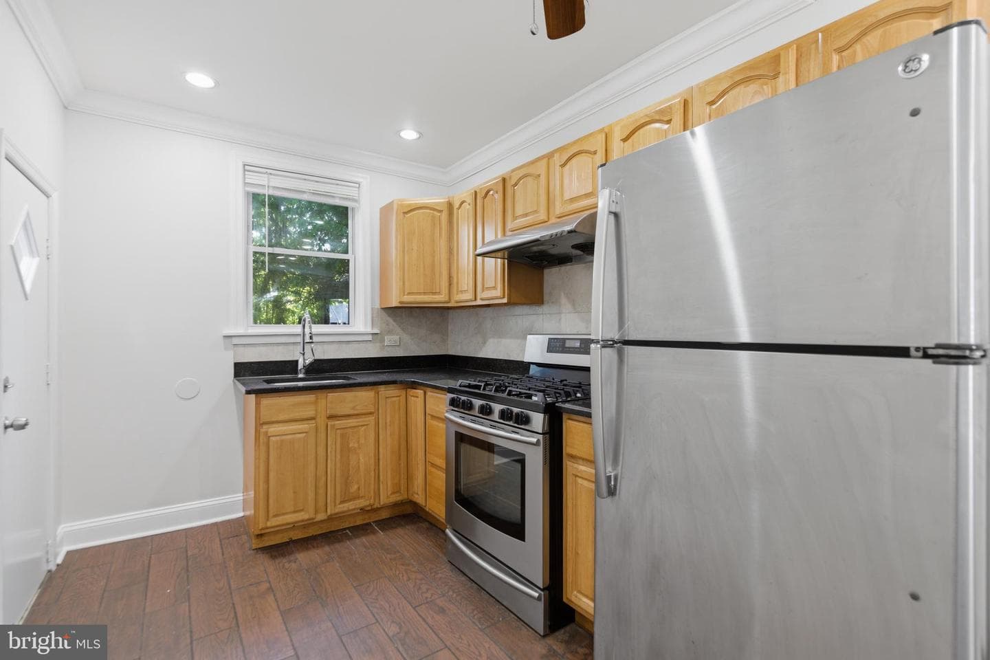 2020 Granite Street photo 6