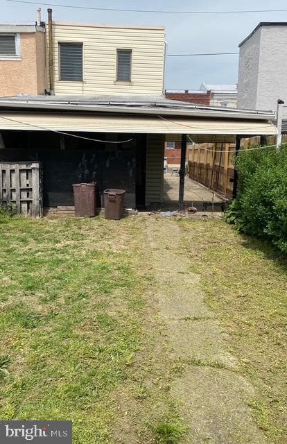 4735 Worth Street photo 9