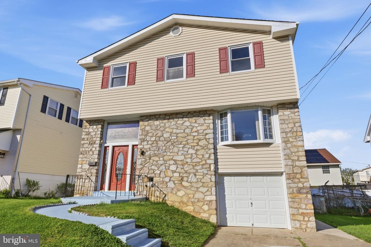 1853 Merlin Road photo 1
