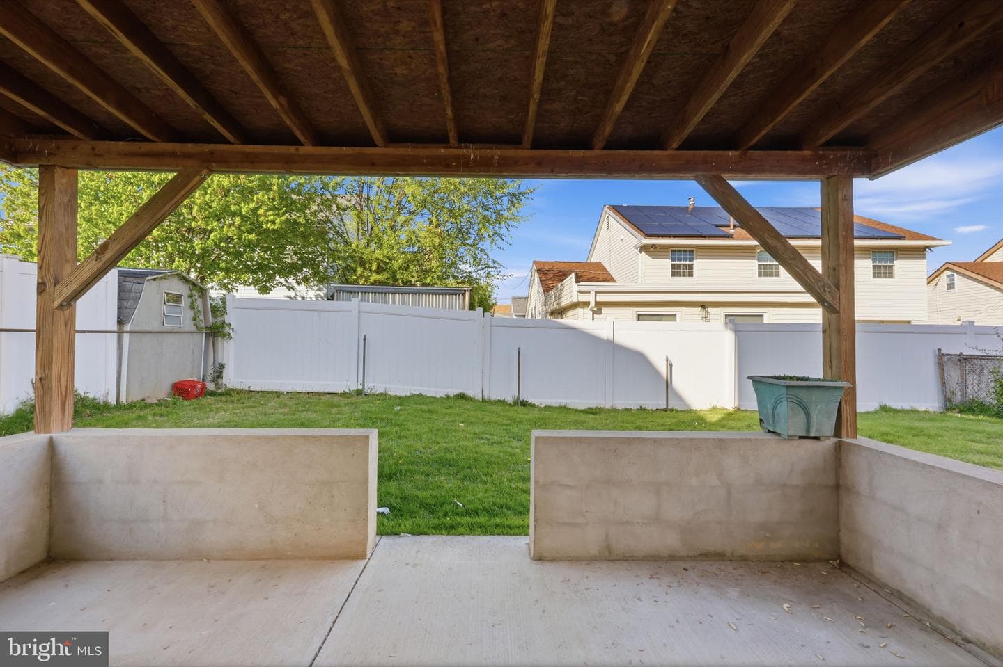 1853 Merlin Road photo 38