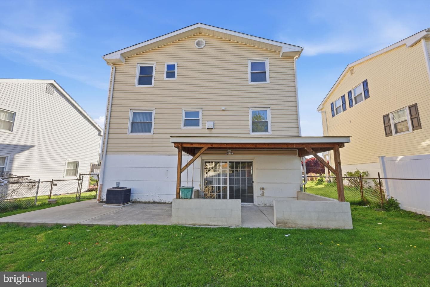 1853 Merlin Road photo 40