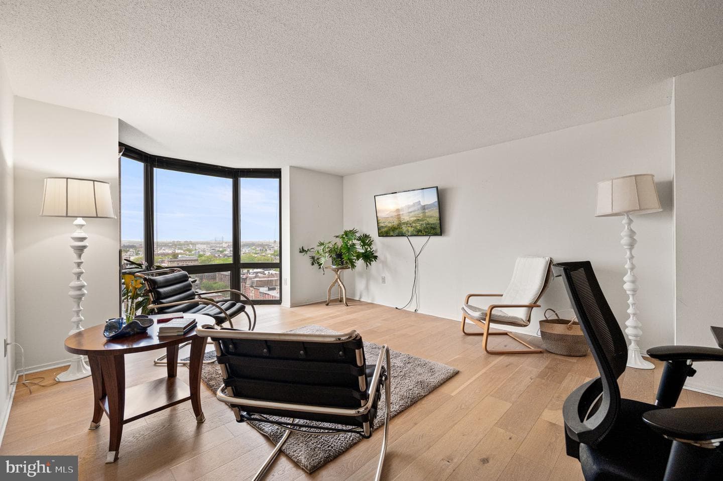 2018 Walnut Street #15m photo 2