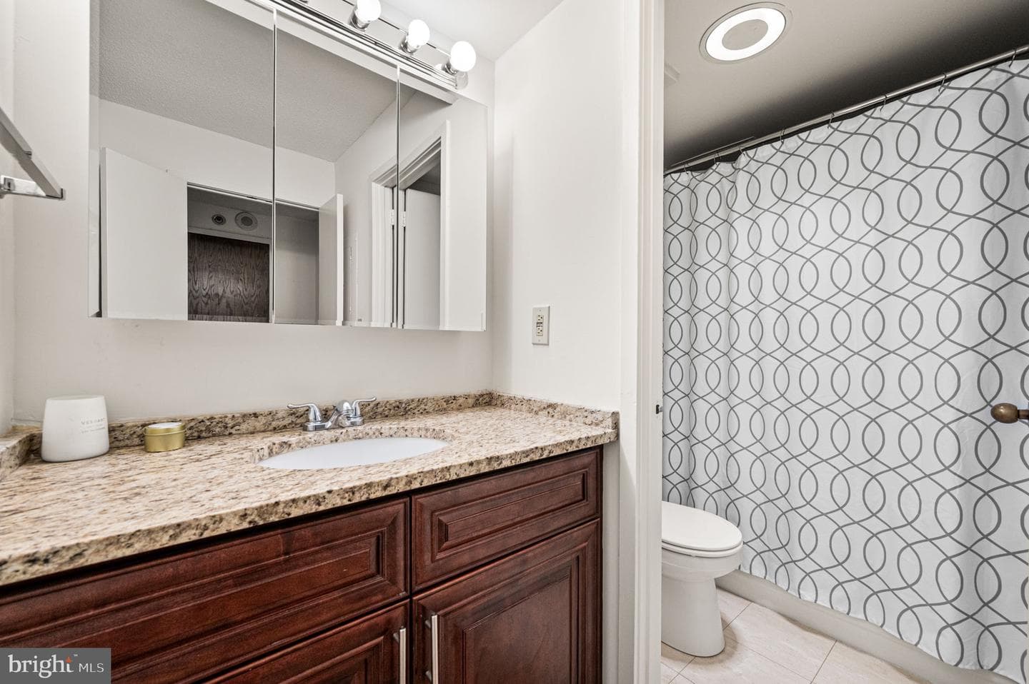 2018 Walnut Street #15m photo 8