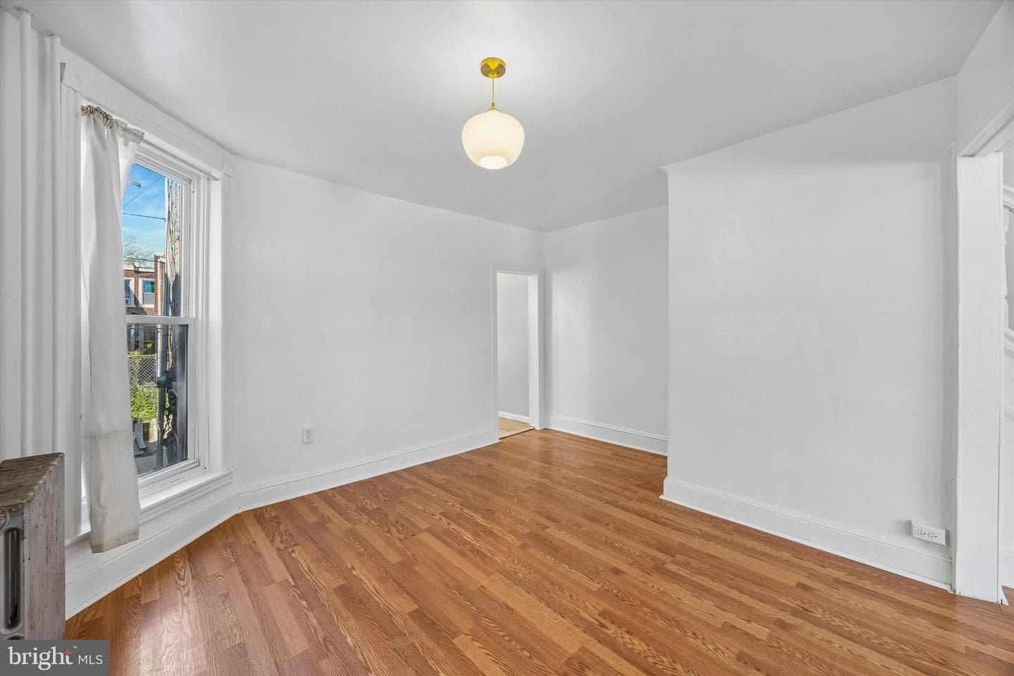 6422 N Lambert Street photo 11