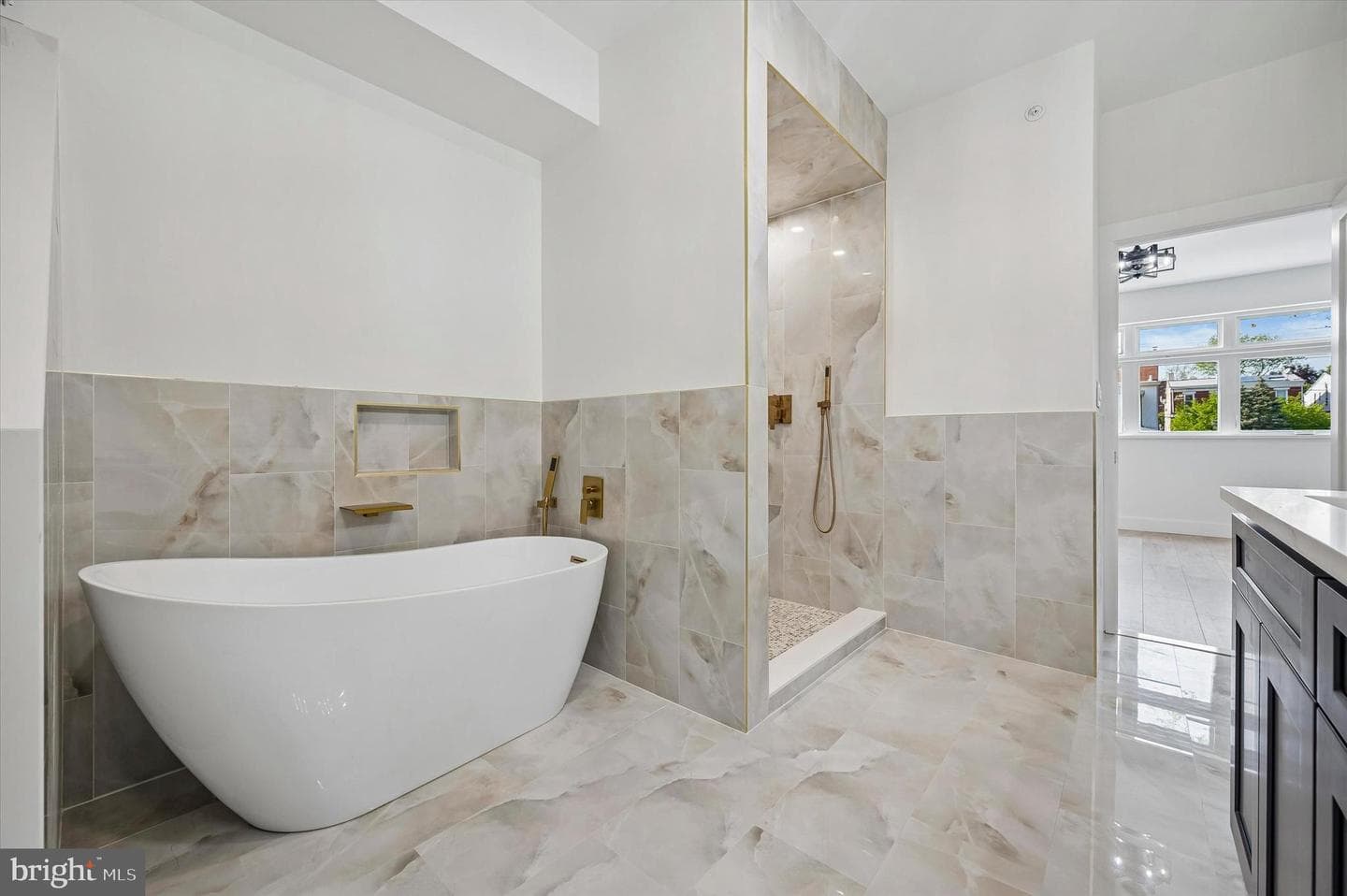 6995-9 Pechin Street photo 32