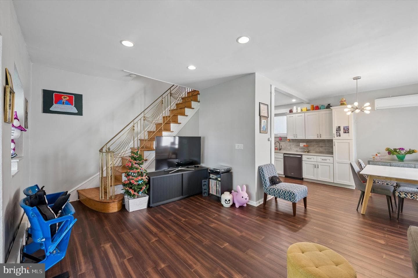 1735 W Moyamensing Avenue photo 5