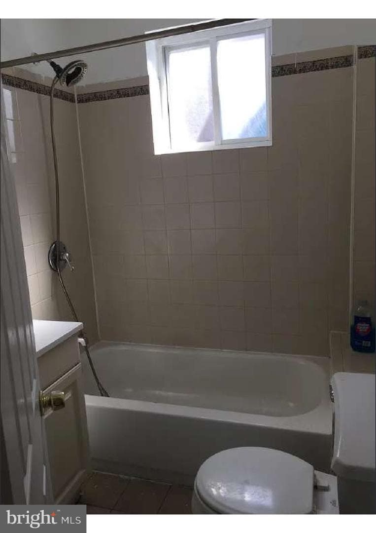 2643 S 10th Street photo 10