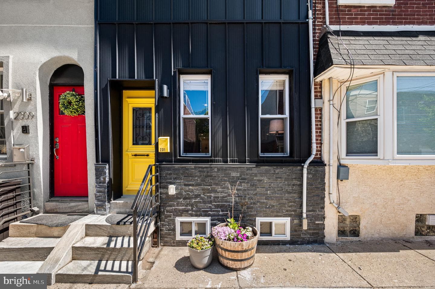 2311 E Firth Street photo 3