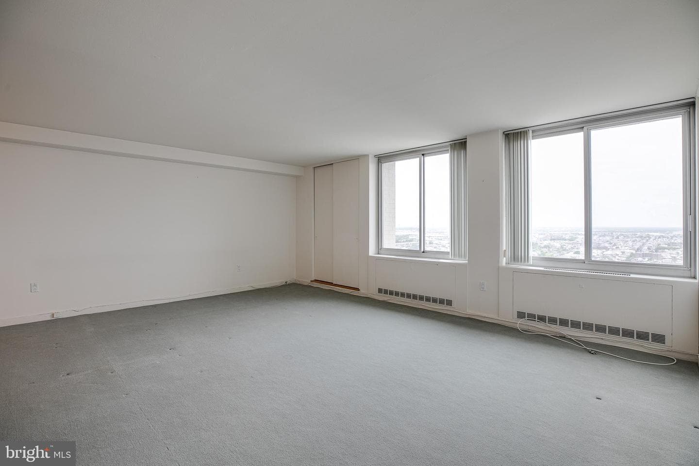 604 S Washington Square #3105 photo 5