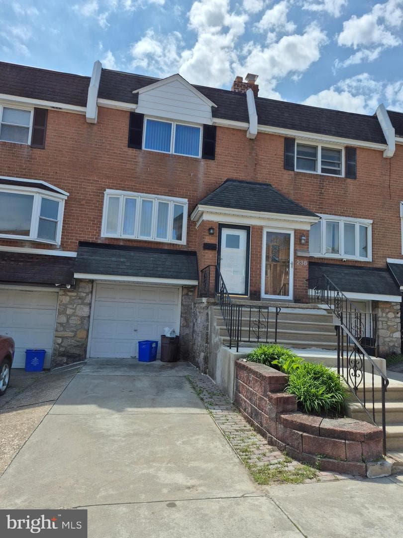 240 Rock Street photo 1