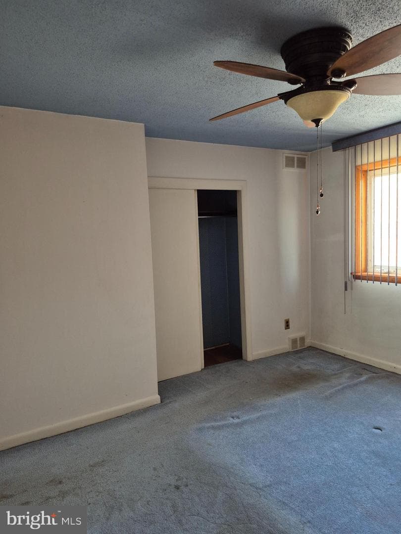 240 Rock Street photo 11