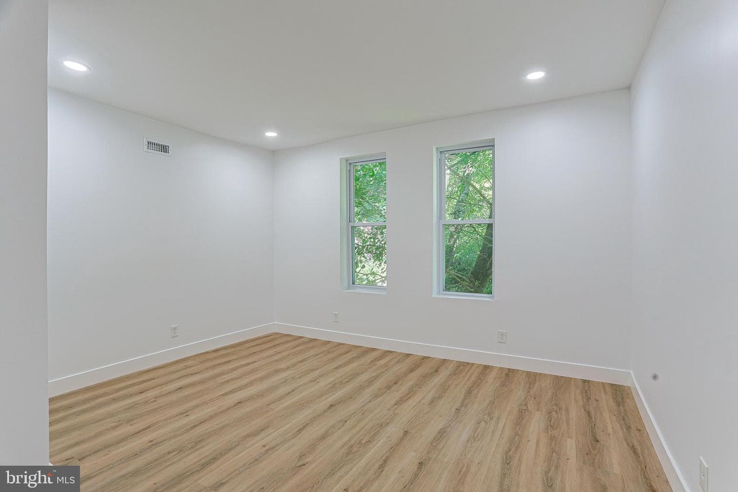 7415 Sprague Street photo 30