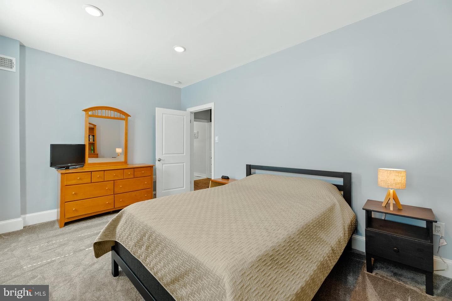 428 Conarroe Street photo 20