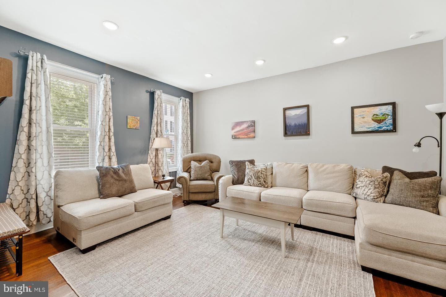 428 Conarroe Street photo 4