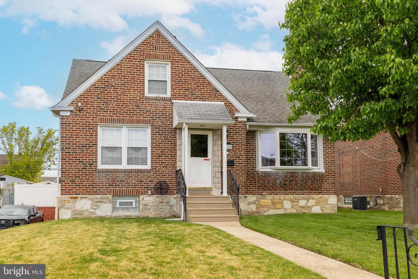 2319 Arthur Street photo 2