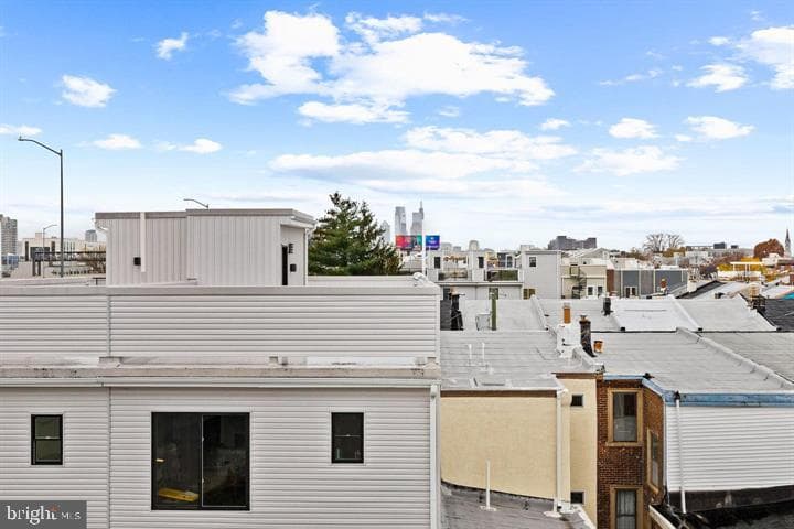 2053 E Cumberland Street photo 59