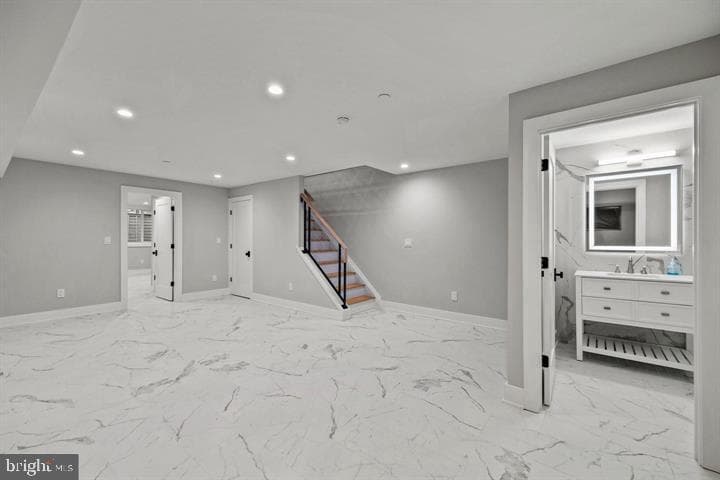 2053 E Cumberland Street photo 60