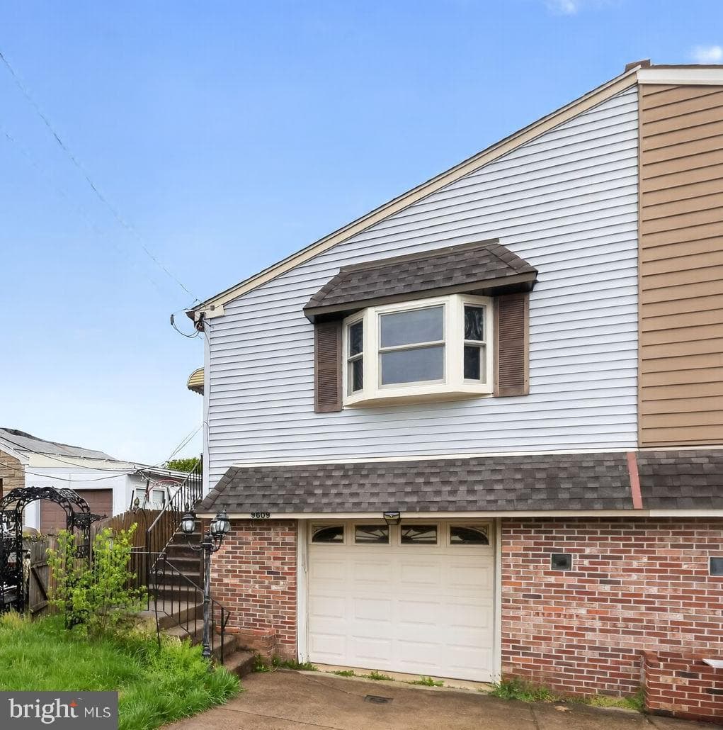 9609 Hoff Street photo 2