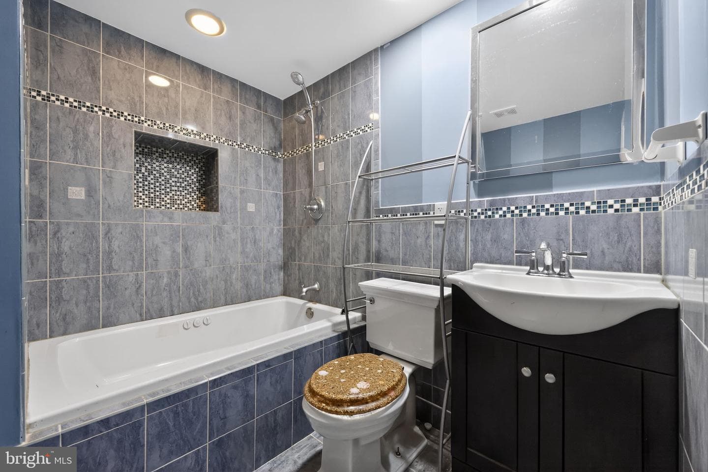 9609 Hoff Street photo 26