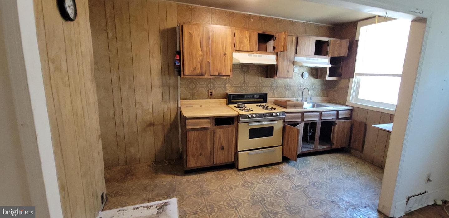4308 Vista Street photo 4
