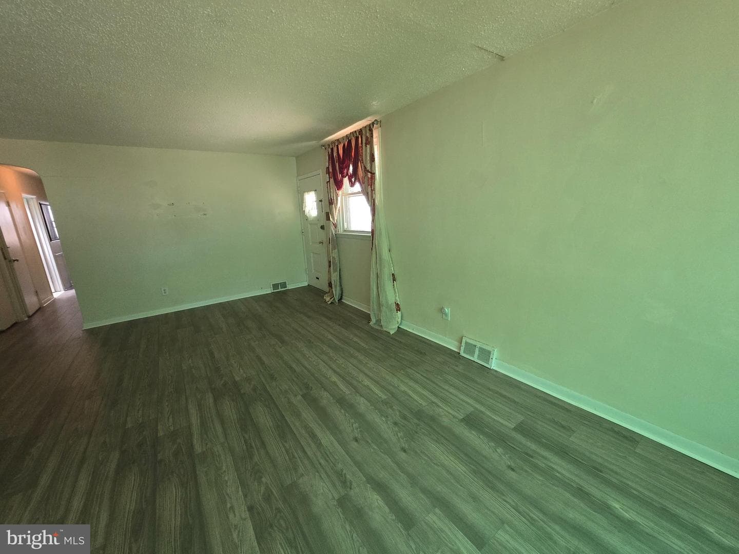 7382 Shelbourne Street photo 8