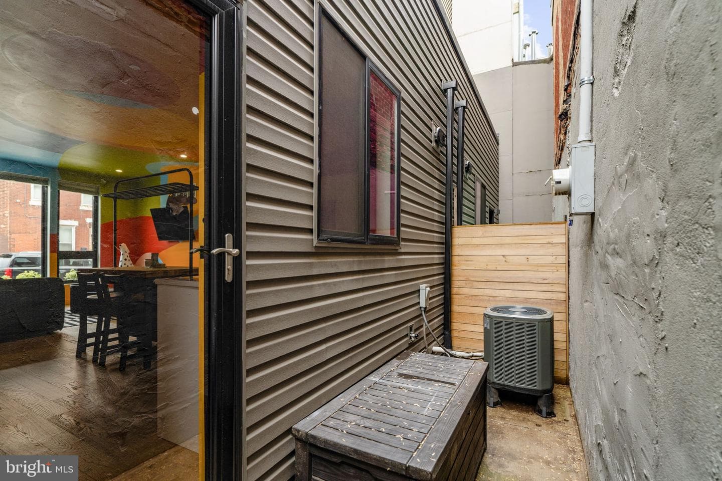 1232 Leopard Street photo 10