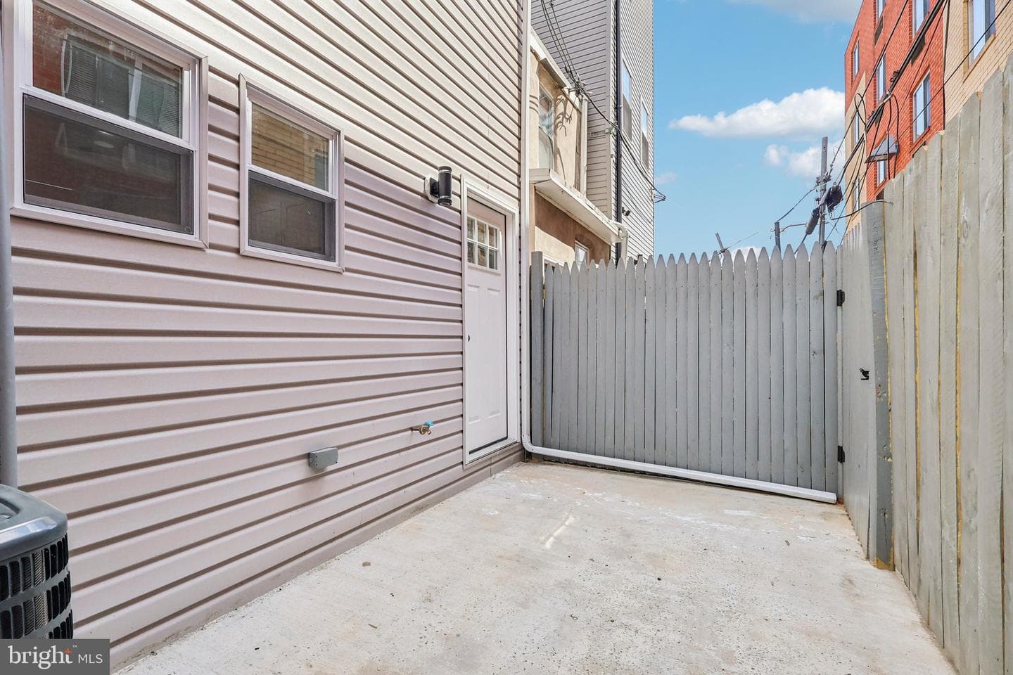 514 Winton Street photo 25